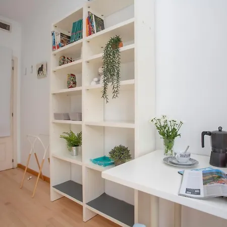 Singularstays Reina Ii Appartement *