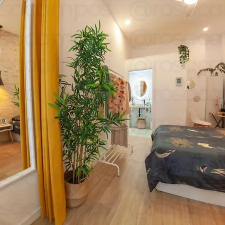 Ra - Stylish Loft - Walk To The Of Apartamento *