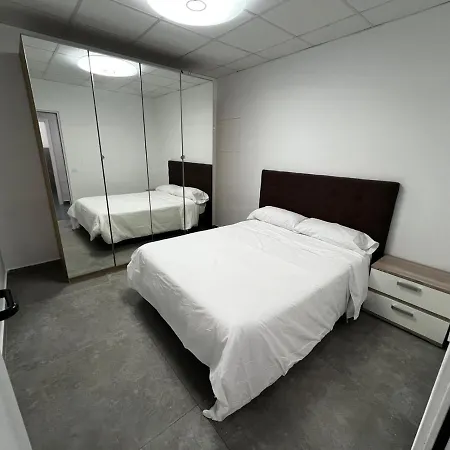 Rmn Tourist Apartmán Valencie