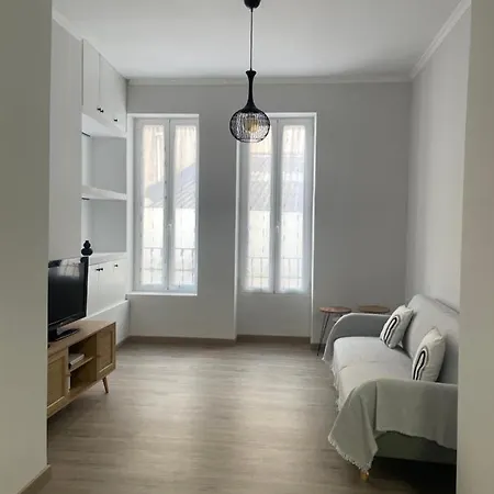 Maison Sereine Apartment