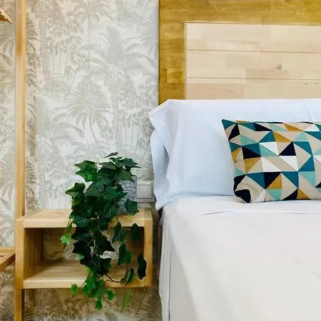 شقة Florit Flats - The Cabanyal Suites 02 فالنسيا