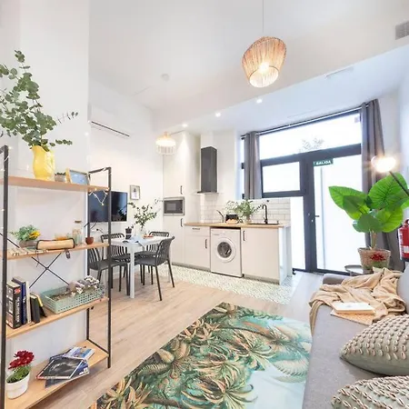 Al5 Seaside Bliss-stylish Loft Steps From Malvarrosa Apartment