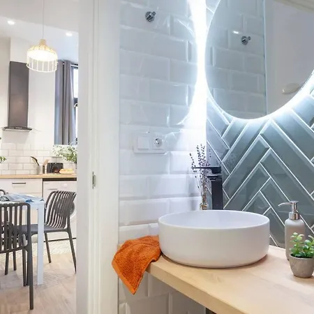 Al5 Seaside Bliss-stylish Loft Steps From Malvarrosa