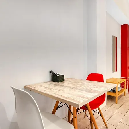 Loft Cabanyal Apartment
