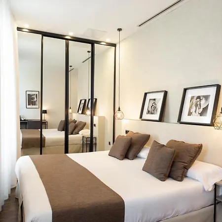 Blanq Carmen Hotel