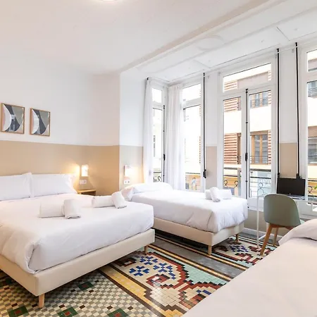 Alicante By Moontels * Walencja