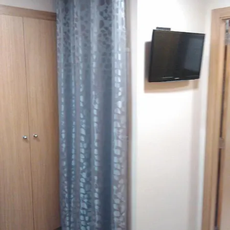 Bisbal Only Adults No Ac *