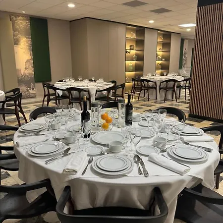 Turia Hotell 4*