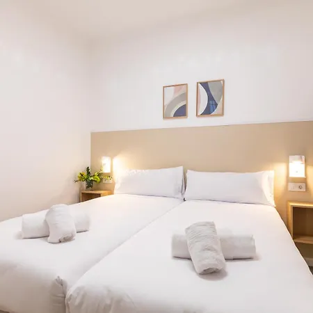 Alicante By Moontels Pensjonat *