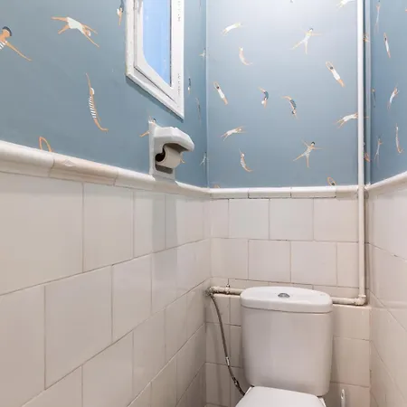 בית הארחה Alicante By Moontels ולנסיה