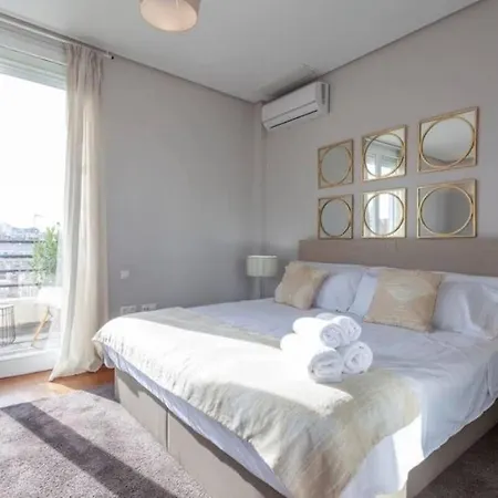 Atico Duplex En El Centro De Valencia, Junto Al Ayuntamiento *