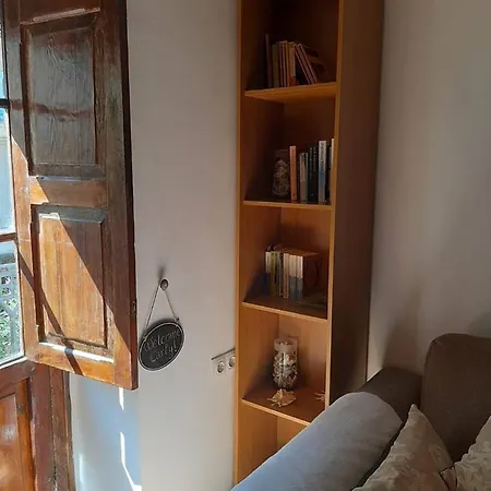 Appartement One Bedroom With Wifi At *