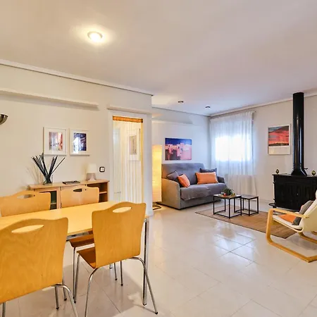 Penthouse Inlakesh
