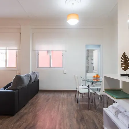 Bright In 80 Sqm With Air Conditioning Valencia