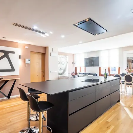 Apartment Central Market Lux *