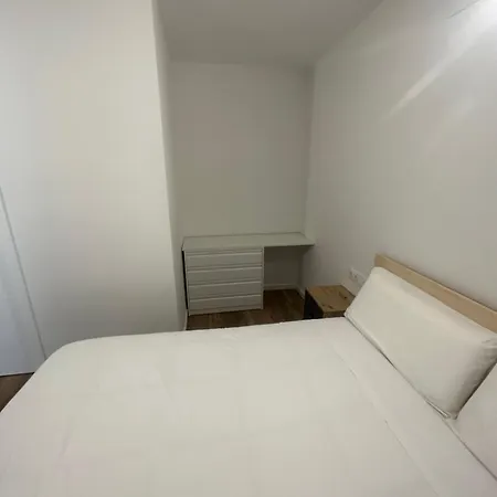 Beach Apartments Valencia Апартаменты *