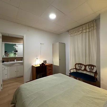 Mirador 1 Del Mercado - Con Bano Privado En El Centro De La Ciudad Vella