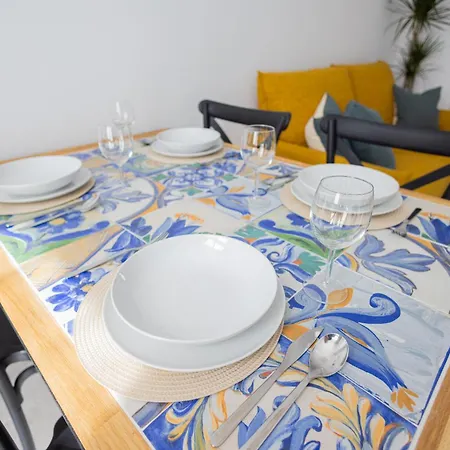 Florit Flats - Stylish By The Joaquin Sorolla Station Valencia