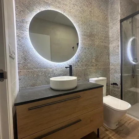 Apartamento 2 *