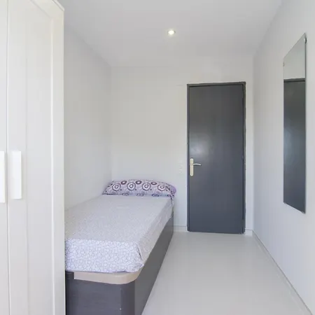 Apartment Calm Company *