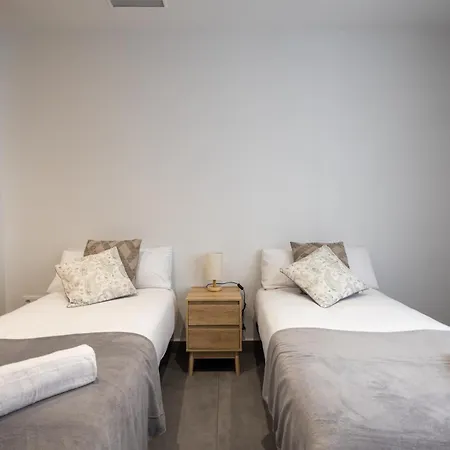 Florit Flats - Urban Nest - Ac & Wifi - 10 Min Center * Valencia