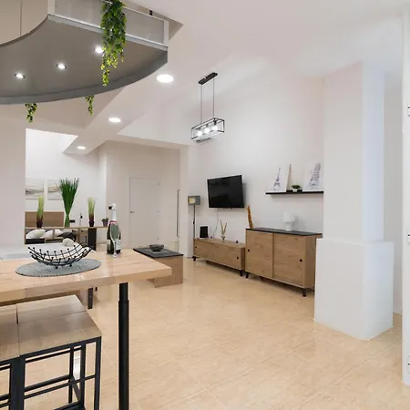 דירה Spacious Oceanografic Flats *