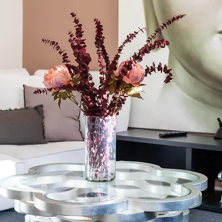 Central Market Lux Apartment *