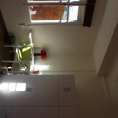 Bright In 80 Sqm With Air Conditioning Apartman Valencia