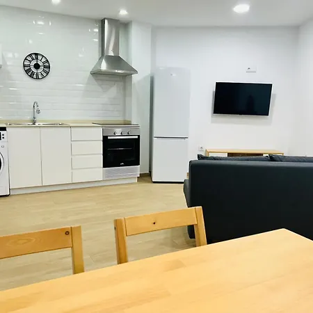 Patraix Apartment *