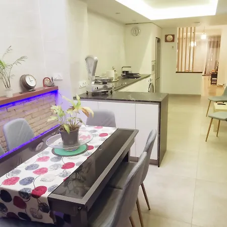 Oasis De Villa Valencia