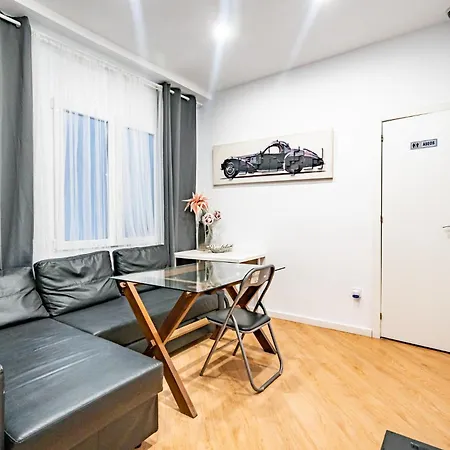 Versus * Валенсия