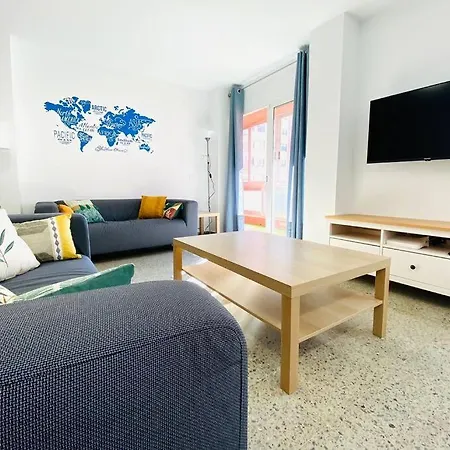 Spacious & Bright Flat Near The Apartment Valencia