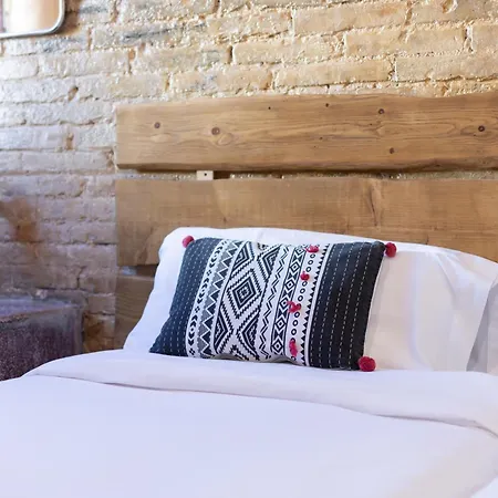 Bed & Breakfast Bird House Valencia