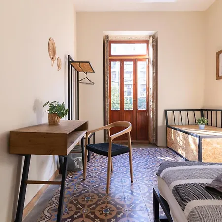 Bed & Breakfast Bird House Valencia