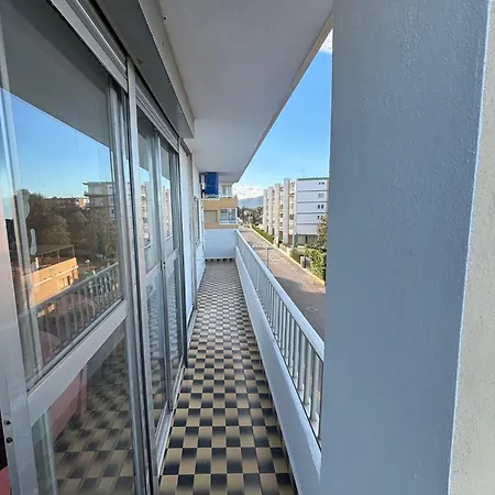 Primera Linea De Playa * 瓦伦西亚