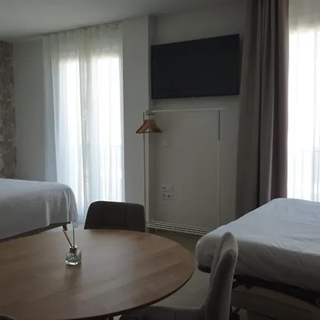 Imperial Apartment