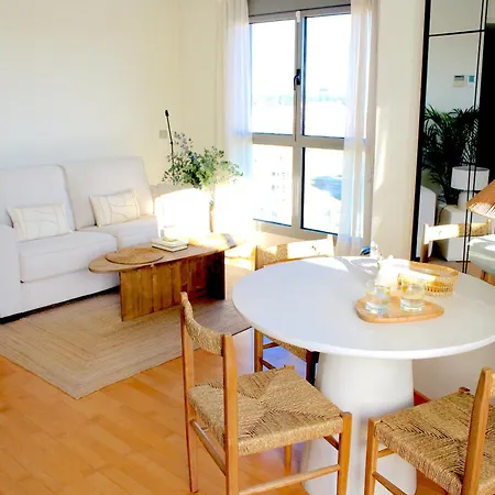 Oceanographic 1 Bedroom With Balcony & Pool