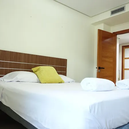 Palau De Congressos Great Homestay *
