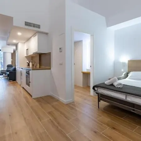 Duplex 6 Pax 2 Bth, Excelent Area Luxor Apartment Valencia