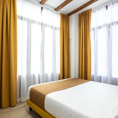 Moontels Plaza De Vannes Валенсия