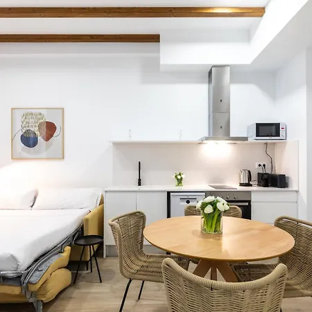 Moontels Plaza De Vannes