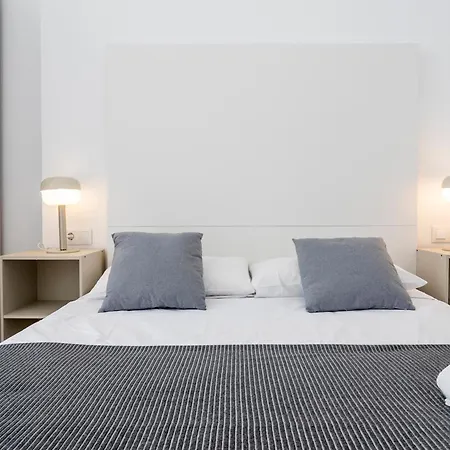 Sorolla Station Apartment