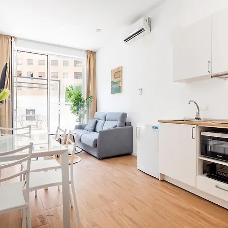Guest Station Sorolla *