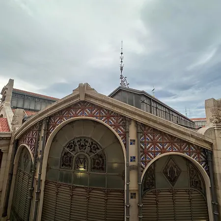 Mirador 2 Del Mercado - Con Bano Privado En El Centro De La Ciudad Vella Проживание в семье *