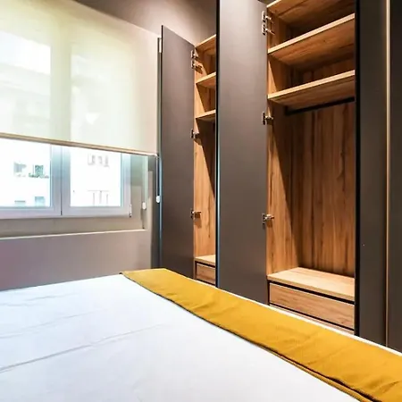 Reina Flats Playa El Cabanyal Valencia