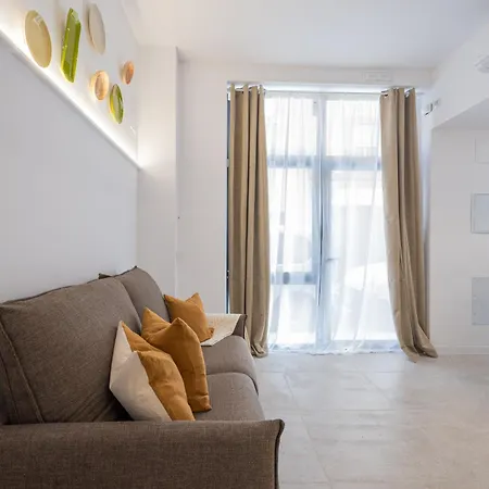 Florit Flats - Ceramic - 4 Guest - Ac Wifi - Near Sorolla Train Station Valenza