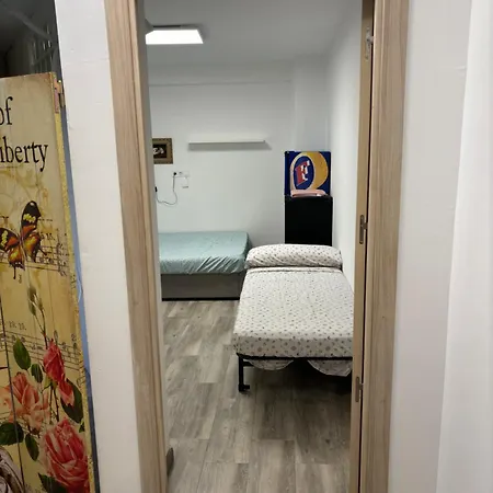 Habitacion En Playa Malvarrosa Accommodatie bij particulieren