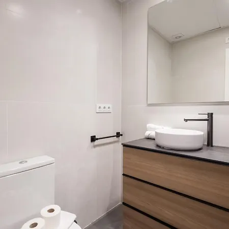 Apartment Florit Flats - Urban Nest - Ac & Wifi - 10 Min Center *