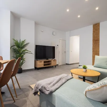 Apartment Florit Flats - Urban Nest - Ac & Wifi - 10 Min Center *