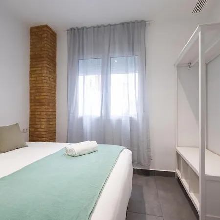 Apartment Florit Flats - Urban Nest - Ac & Wifi - 10 Min Center Valencia